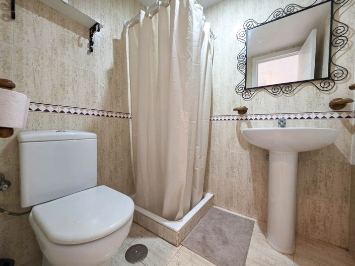 Image No.21-2 Bed Apartment for sale