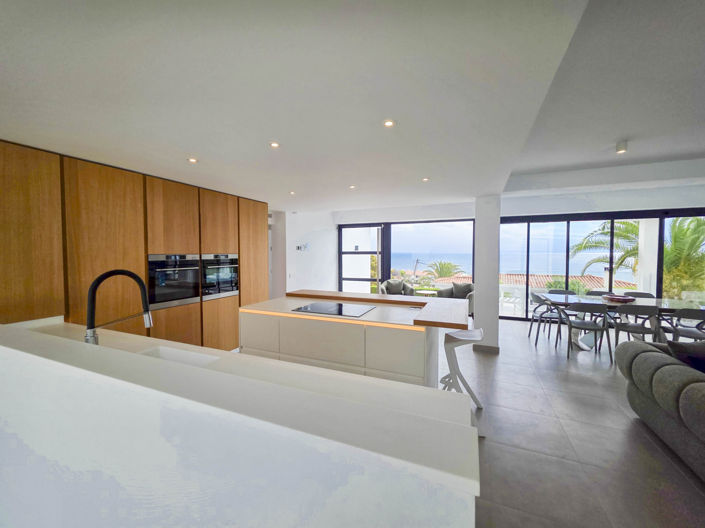 Image No.22-4 Bed House for sale