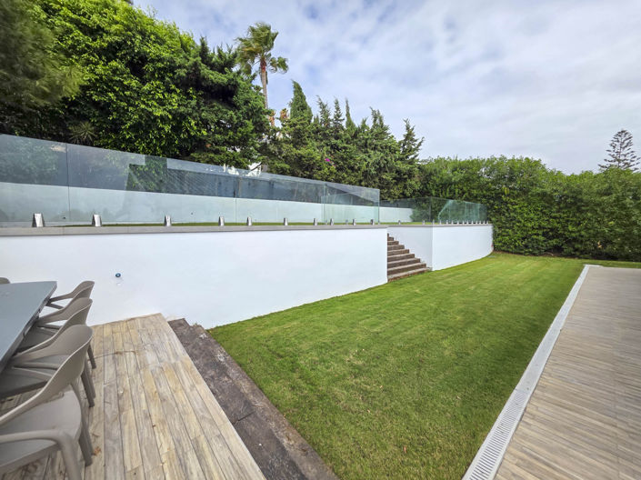 Image No.24-4 Bed House for sale