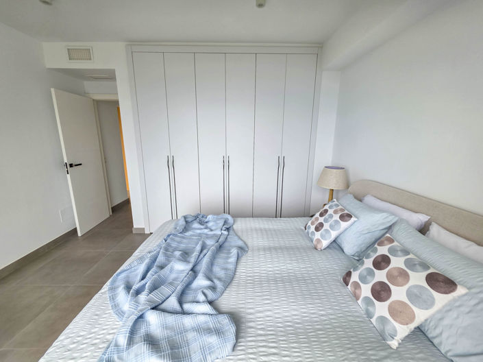 Image No.27-4 Bed House for sale