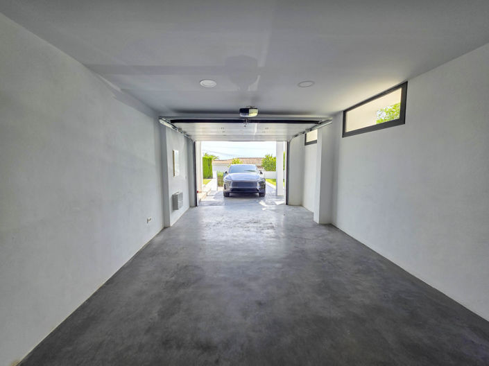 Image No.40-4 Bed House for sale