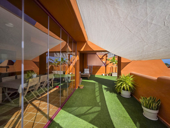 Image No.24-3 Bed Apartment for sale