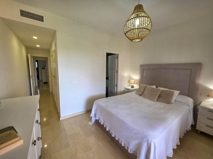 Image No.29-3 Bed Apartment for sale