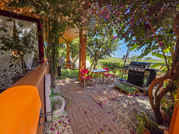 Image No.17-3 Bed Property for sale