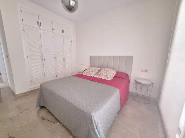 Image No.3-2 Bed Property for sale