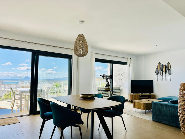 Image No.20-3 Bed Apartment for sale