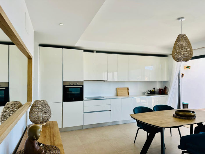 Image No.9-3 Bed Apartment for sale