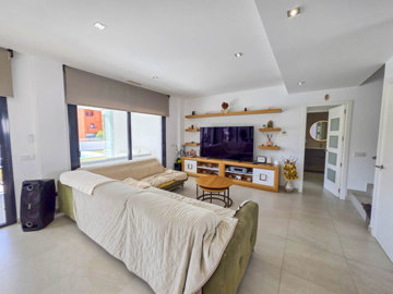 b98le8d7m9k3degpefzhs0lif8u4xzvzhwxtmggyekxx9