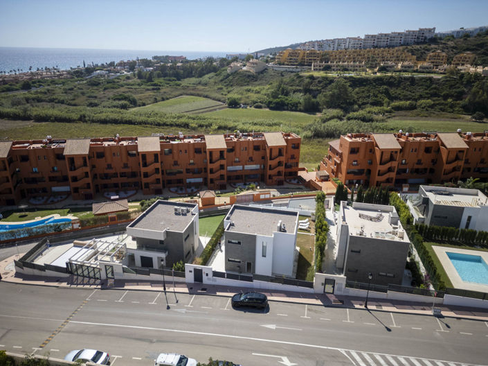 Image No.45-3 Bed House for sale