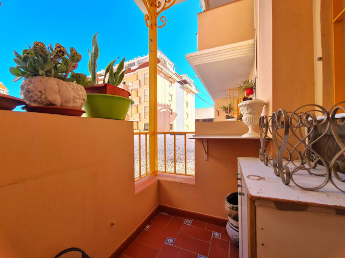 Image No.23-3 Bed Apartment for sale