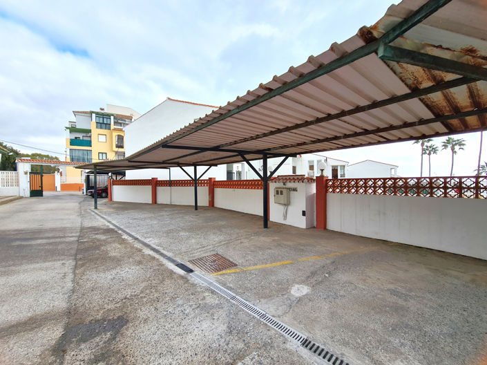 Image No.35-2 Bed Apartment for sale