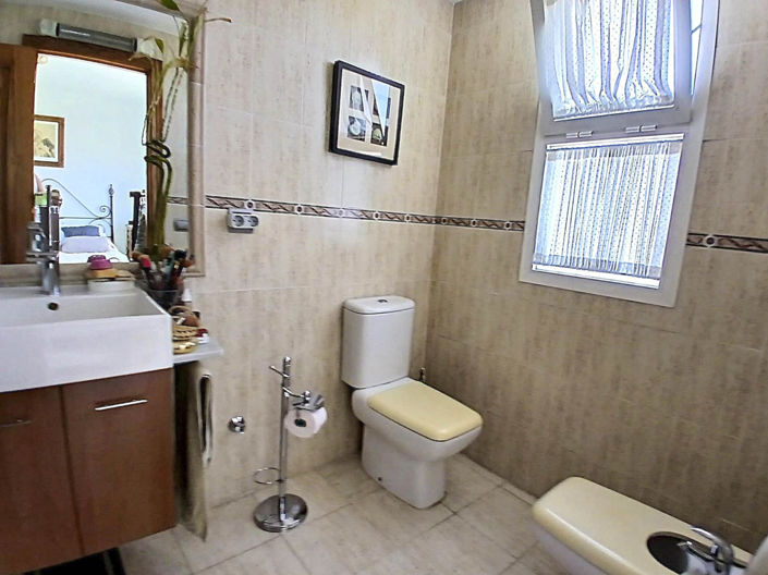 Image No.19-3 Bed Duplex for sale