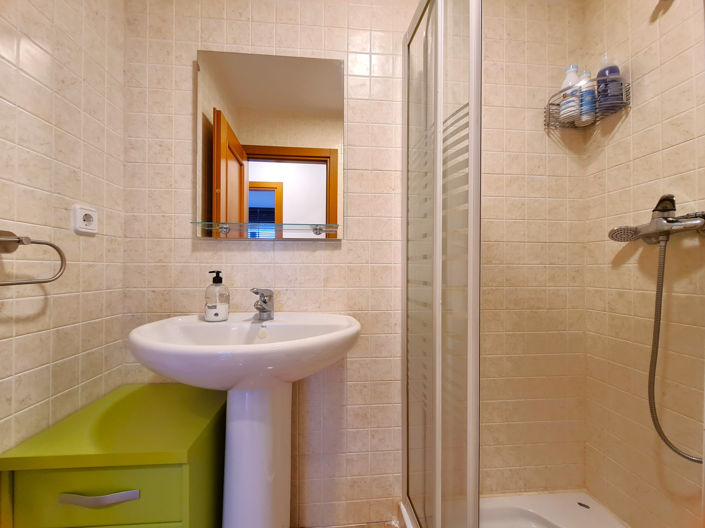 Image No.30-2 Bed Apartment for sale