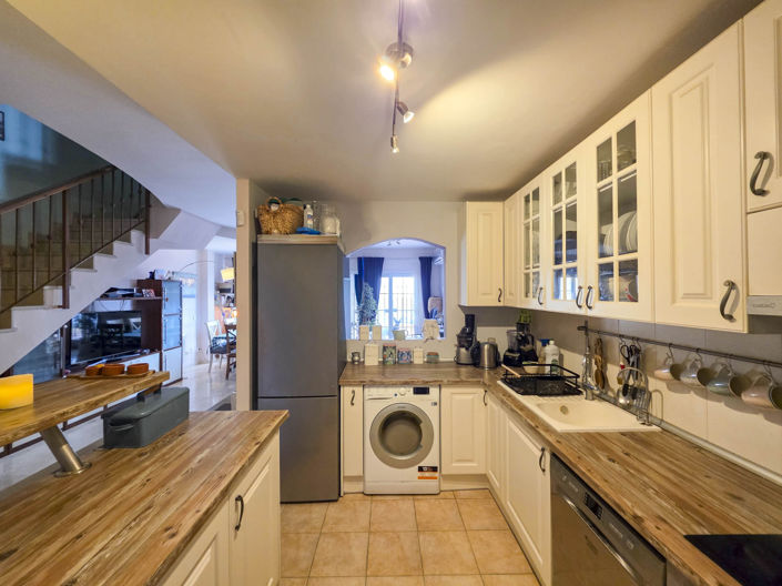 Image No.29-3 Bed House for sale