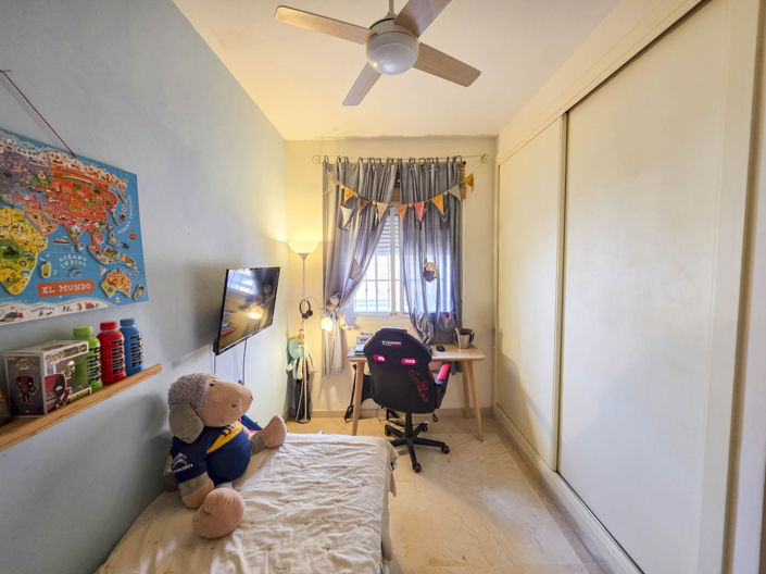 Image No.42-3 Bed House for sale