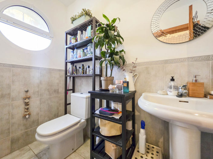 Image No.5-3 Bed House for sale