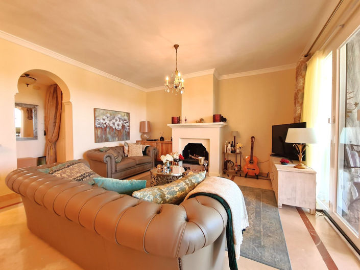 Image No.11-2 Bed Property for sale