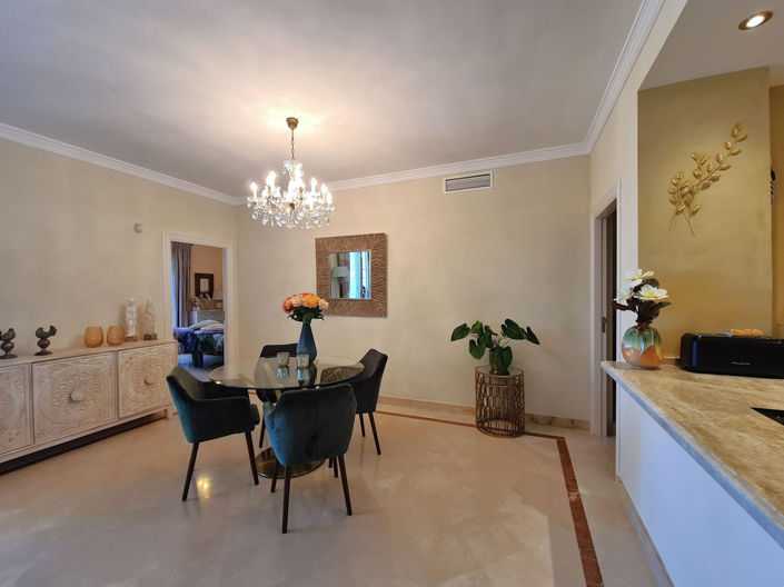 Image No.15-2 Bed Property for sale