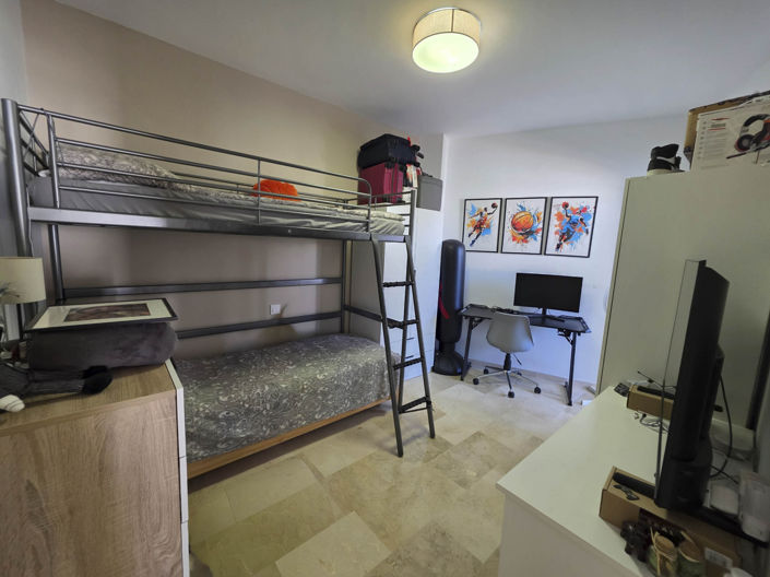 Image No.9-2 Bed Apartment for sale