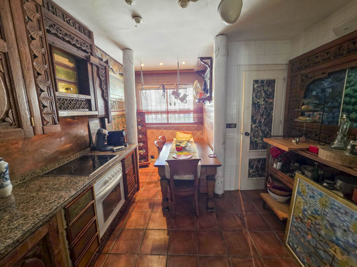 Image No.20-3 Bed Townhouse for sale