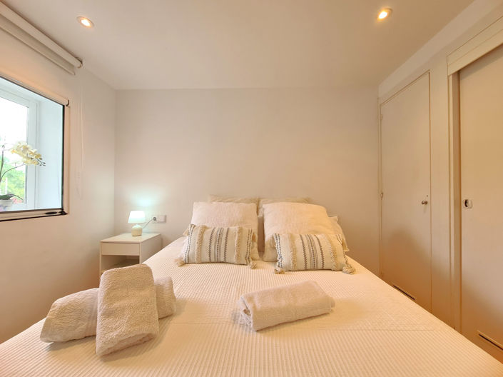 Image No.32-2 Bed Apartment for sale