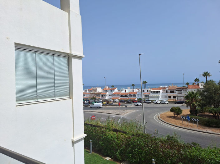 Image No.11-2 Bed Property for sale