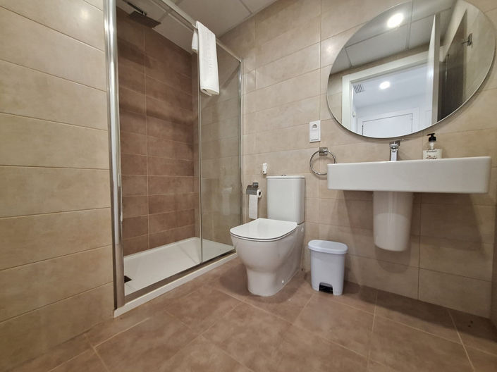 Image No.22-2 Bed Property for sale