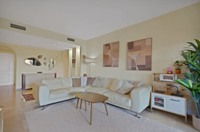 b98le8d7m9k3degpefzhs0lif8u4xzvzhwxtmggyekxx9