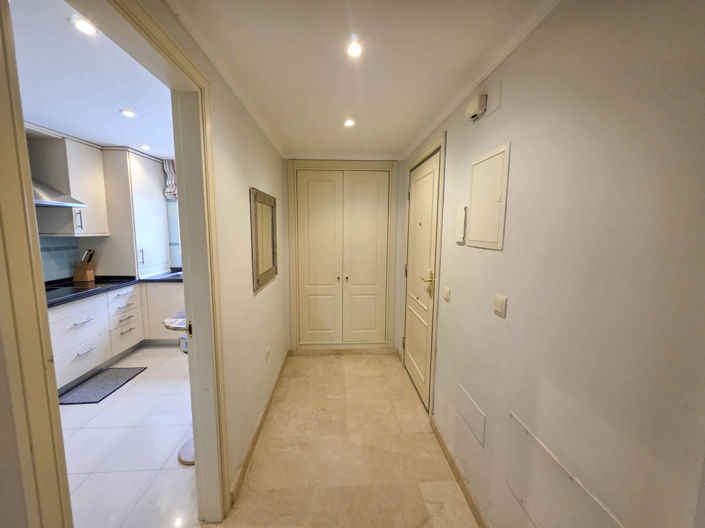 Image No.24-3 Bed Apartment for sale