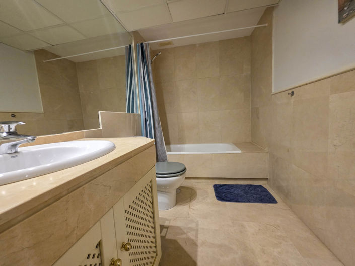 Image No.35-3 Bed Apartment for sale