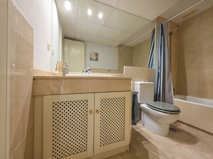 Image No.9-3 Bed Apartment for sale