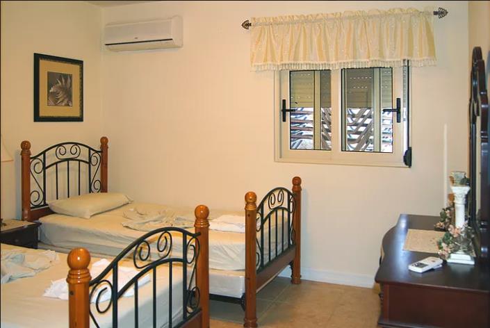 Image No.17-15 Bed House/Villa for sale