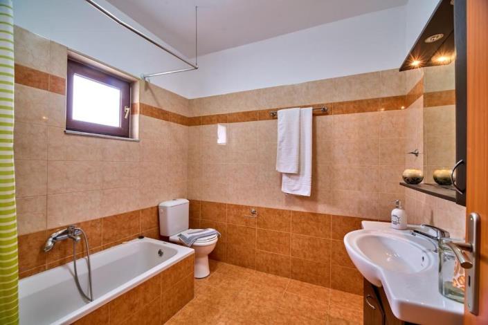 Image No.35-6 Bed Villa for sale