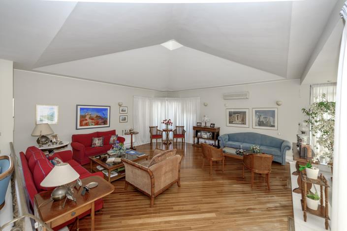 Image No.5-6 Bed House/Villa for sale