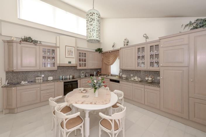 Image No.15-6 Bed House/Villa for sale