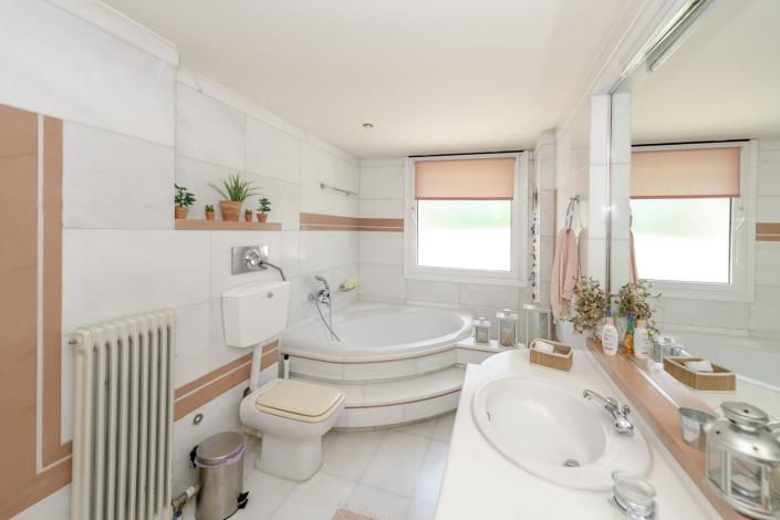 Image No.20-6 Bed House/Villa for sale