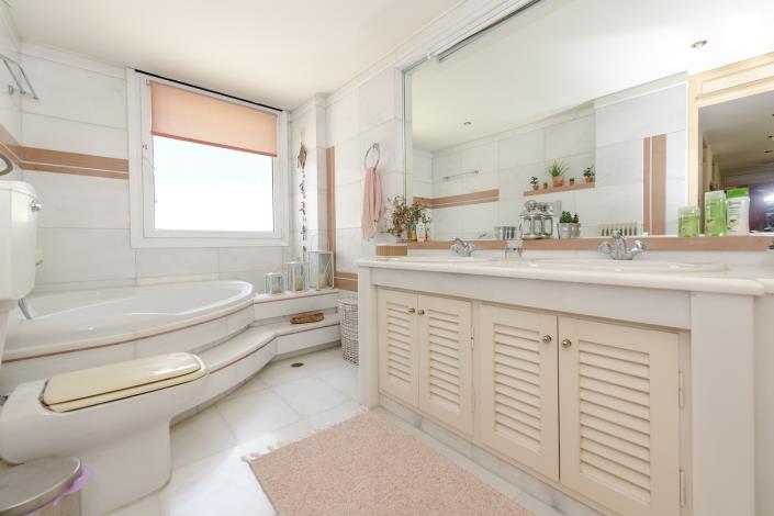 Image No.22-6 Bed House/Villa for sale