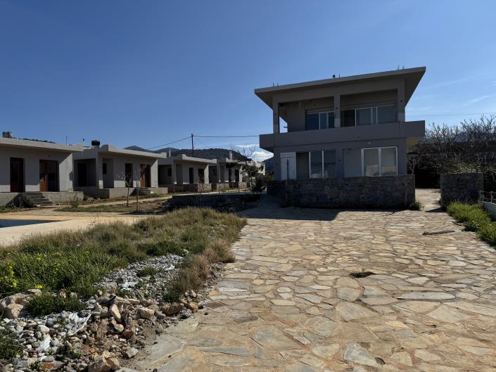 Image No.19-20 Bed Hotel for sale