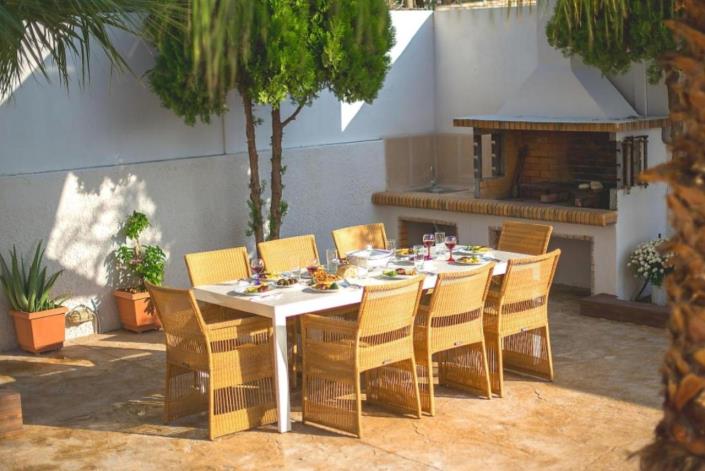 Image No.17-7 Bed Villa / Detached for sale