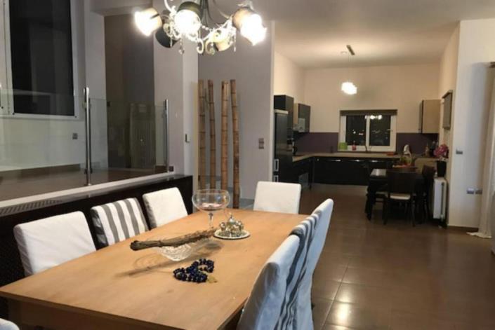 Image No.23-7 Bed Villa / Detached for sale