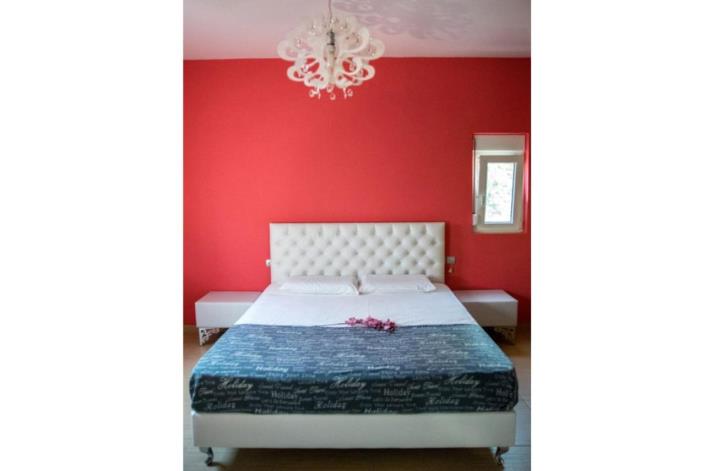 Image No.30-7 Bed Villa / Detached for sale