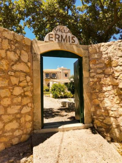 Image No.11-3 Bed Villa for sale