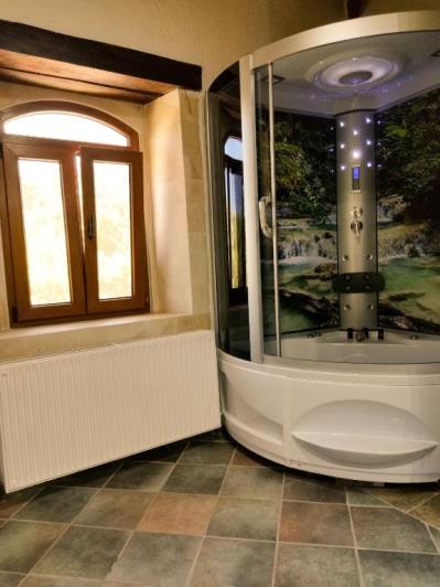 Image No.33-3 Bed Villa for sale