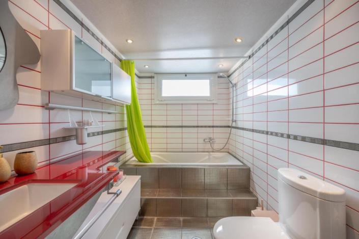 Image No.8-3 Bed Villa for sale