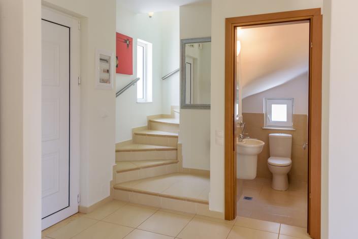 Image No.13-2 Bed Villa for sale