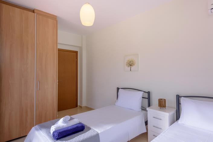 Image No.19-3 Bed Villa for sale