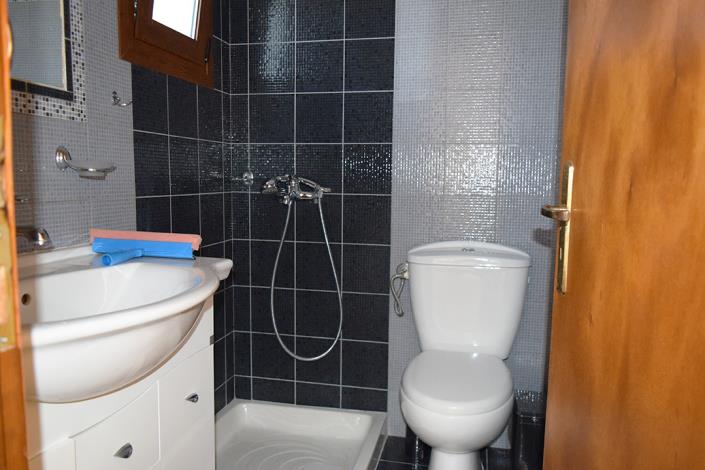 Image No.13-7 Bed Property for sale