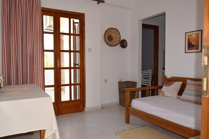 Image No.19-7 Bed Property for sale