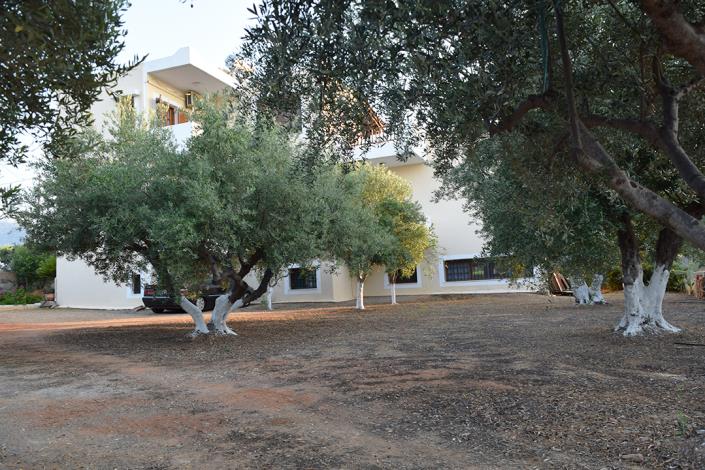 Image No.40-7 Bed Property for sale