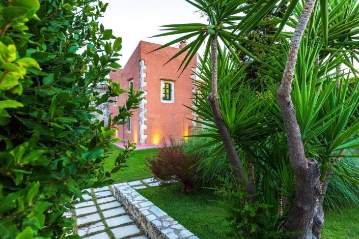 Image No.10-3 Bed Villa for sale